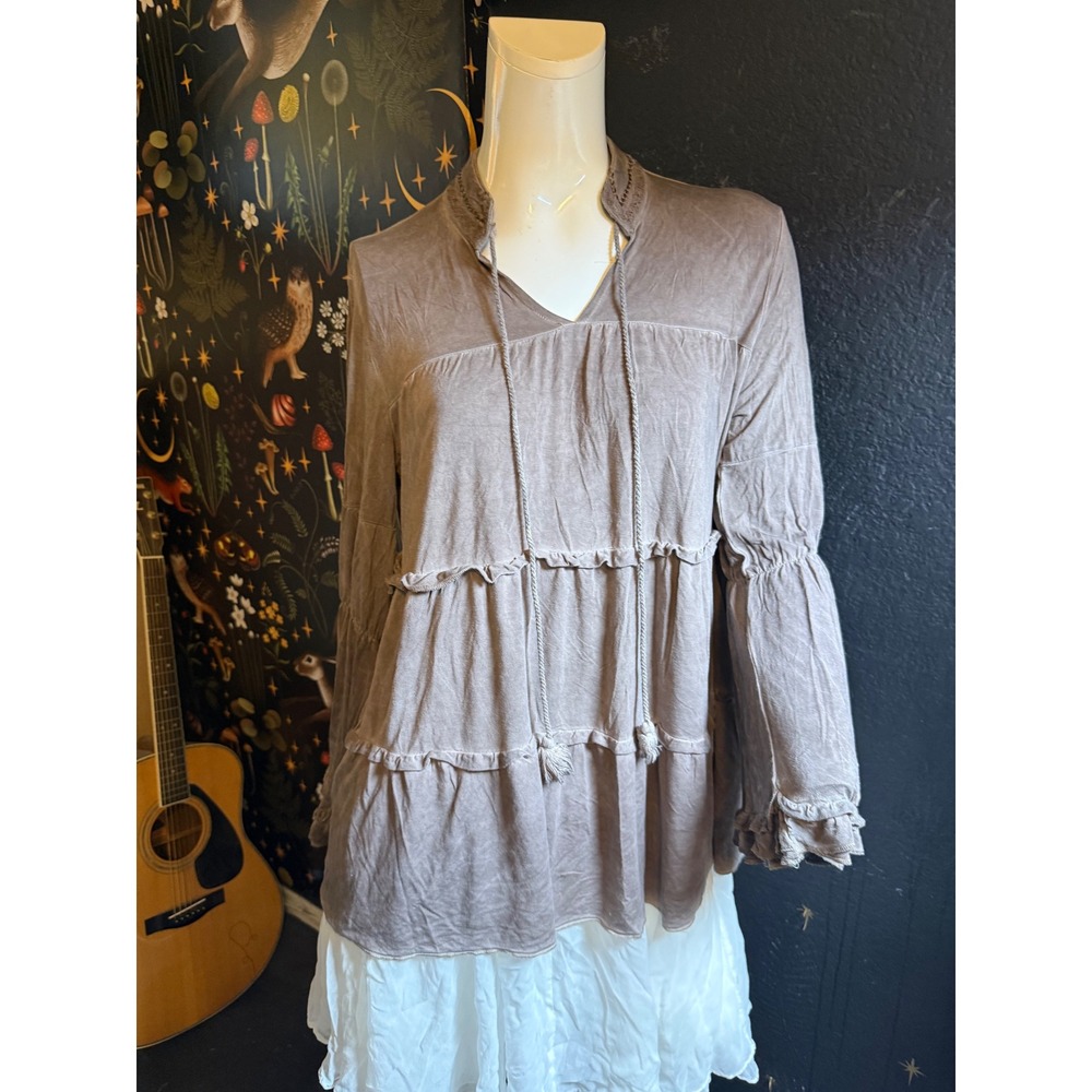 POL Clothing Taupe Tiered Ruffle Tunic Top Tassel Tie Boho Long Sleeve Medium